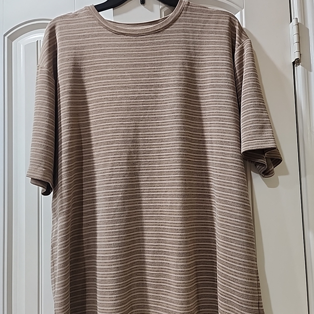 Claiborne Men's Short Sleeve Striped Tan Shirt